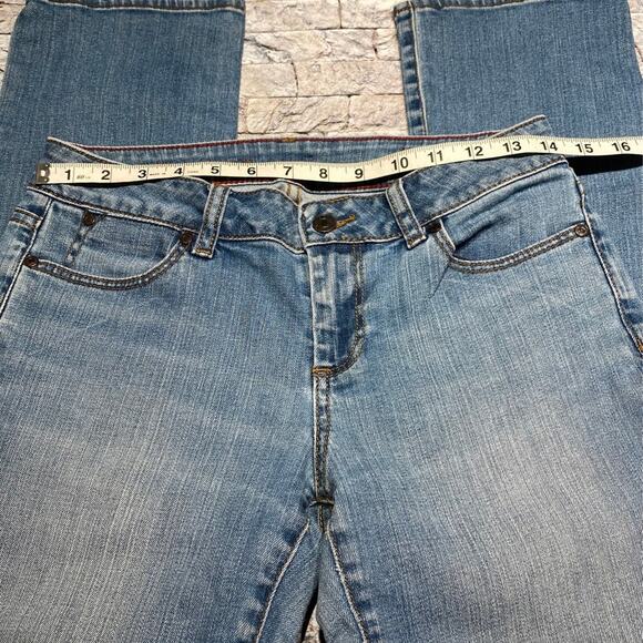 Ladies Talbots 6p lightwaahed Jeans - Picture 2 of 7